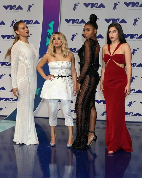 Beşinci uyum, Dinah Jane, Ally Brooke, Normani Kordei, Lauren Jauregui 