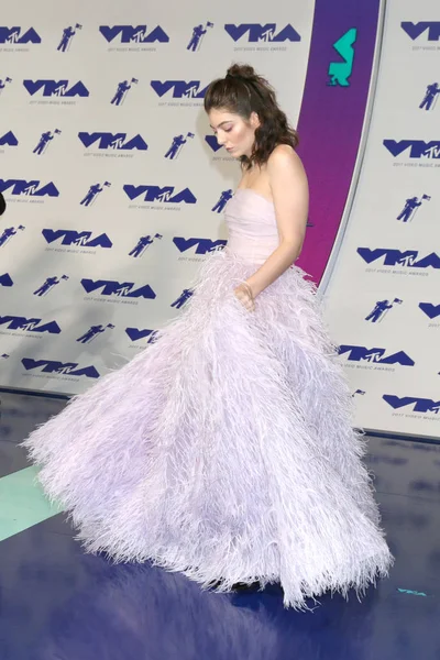 Lorde 2017 Mtv Video Müzik Ödülleri'nde