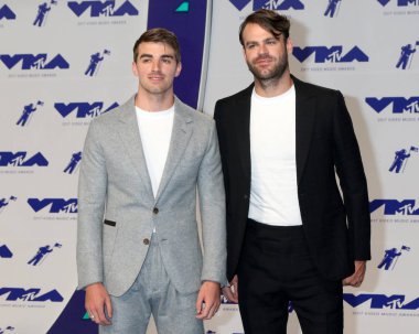 Alex pall, andrew taggart, chainsmokers