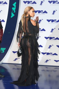  Hazel-E 2017 Mtv Video Müzik Ödülleri'nde