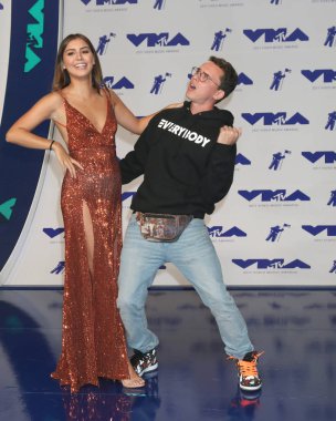 Jessica Andrea, mantık