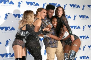  Khalid, Ally Brooke, Dinah Jane, Normani Kordei, Lauren Jauregui 