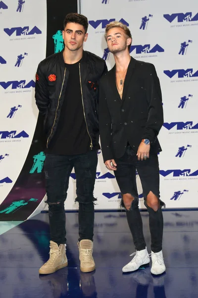 Jack Gilinsky, Jack Johnson, Jack ve Jack 