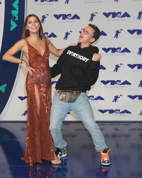 Jessica Andrea, mantık