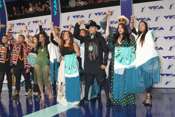 Tabu, Konuklar 2017 Mtv Video Müzik Ödülleri'nde