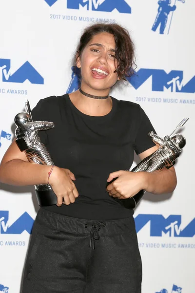 Şarkıcı Alessia Cara 