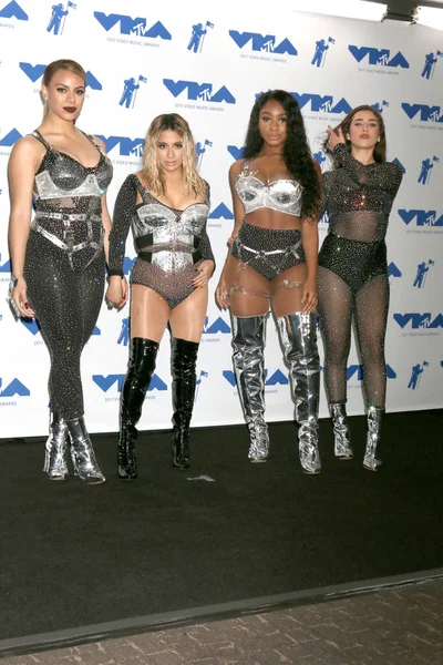 Dinah Jane, Ally Brooke, Normani Kordei, Lauren Jauregui, beşinci uyum 