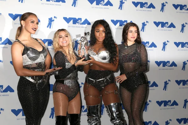 Dinah Jane, Ally Brooke, Normani Kordei, Lauren Jauregui, beşinci uyum 