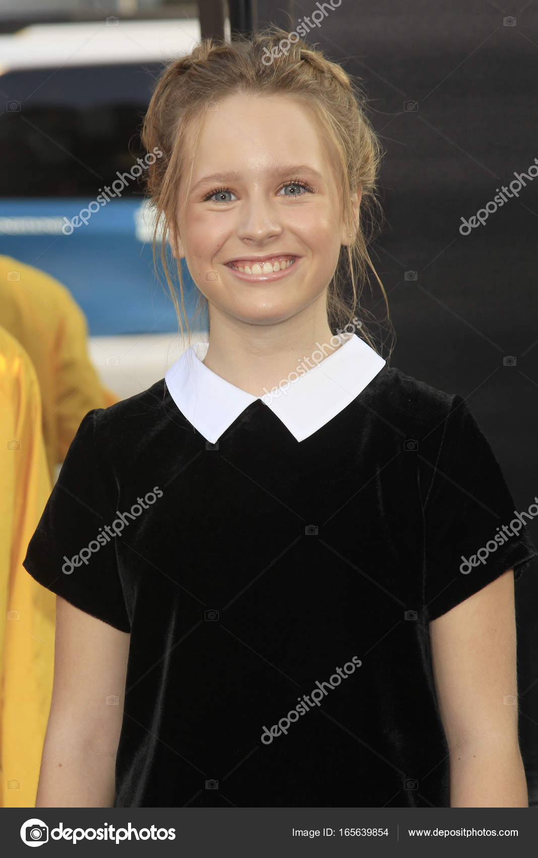 Actress Lulu Wilson – Stock Editorial Photo © Jean_Nelson #165639854