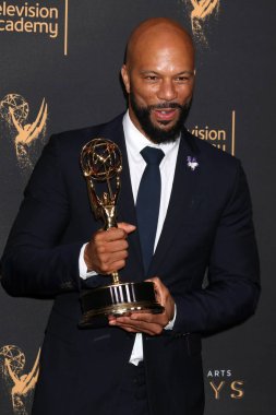 2017 yaratıcı Emmy Ödülleri basın odası, ortak