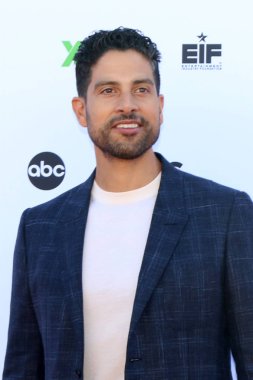 aktör Adam Rodriguez 