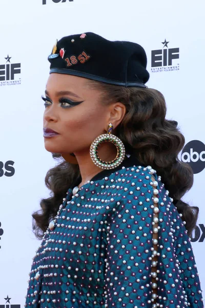 şarkıcı Andra gün