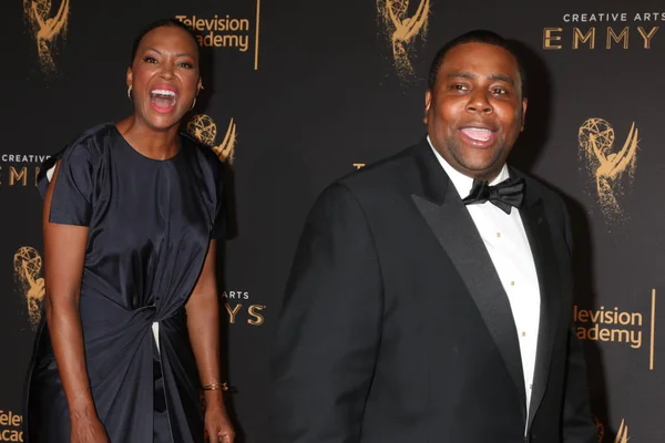 Aisha Tyler, Kenan Thompson — Stok fotoğraf