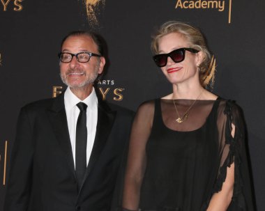  Alexis Bloom, Fisher Stevens 