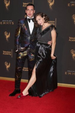 John Roberts, Kristen Schaal 