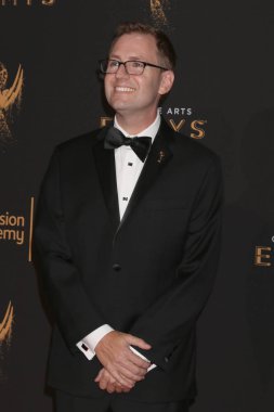 Maury Mclntyre 2017 yaratıcı Emmy Ödülleri