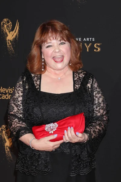 oyuncu Patrika Darbo