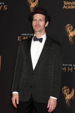 aktör Denis O'Hare