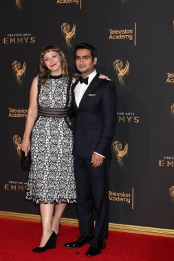 Emily V. Gordan, Kumail Nanjiani 