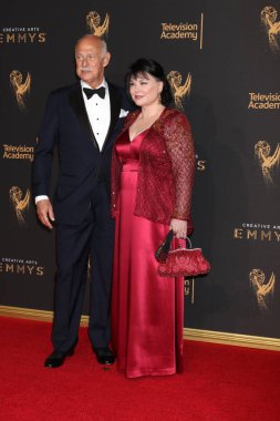  Gerald Mcraney, Delta Burke