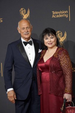  Gerald Mcraney, Delta Burke