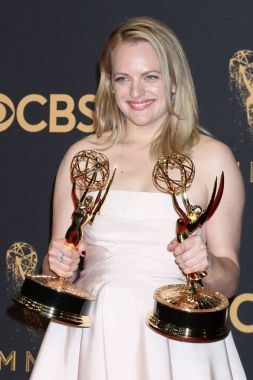 aktris Elisabeth Moss