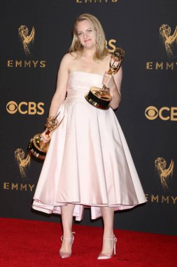 aktris Elisabeth Moss 