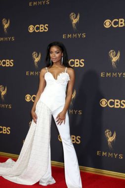 oyuncu Ajiona Alexus