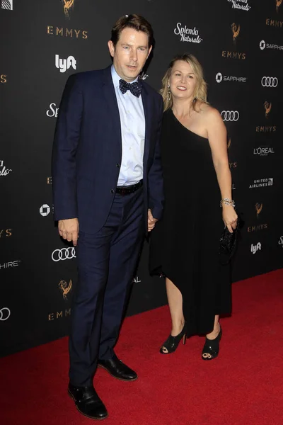 Derek Cecil en el 69º Premio Primetime Emmy Intérpretes Nominado Recepción — Foto de Stock