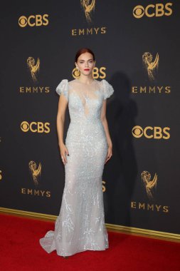 aktris Madeline Brewer