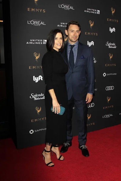 Neve Campbell, Jj Feild — Stockfoto