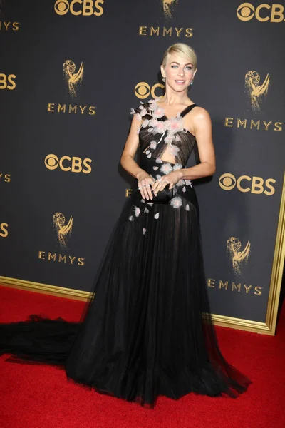 Oyuncu Julianne Hough