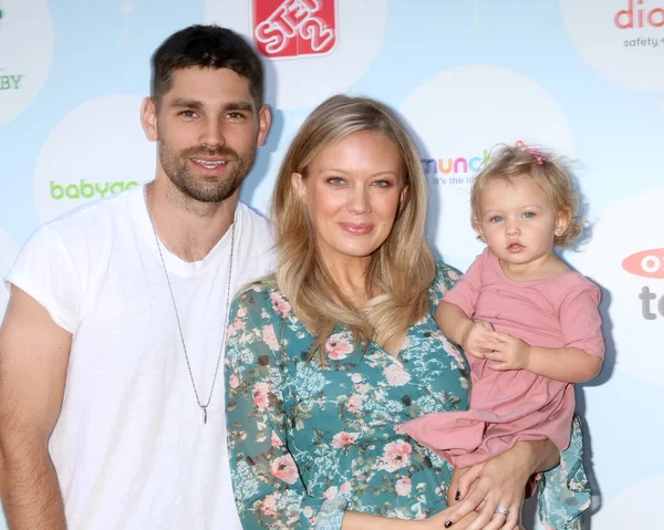 Justin Gaston, Melissa Ordway, Olivia Gaston — Stockfoto