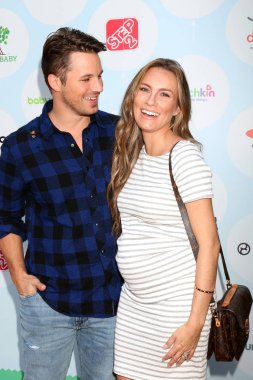 Matt Lanter, Angela Stacy