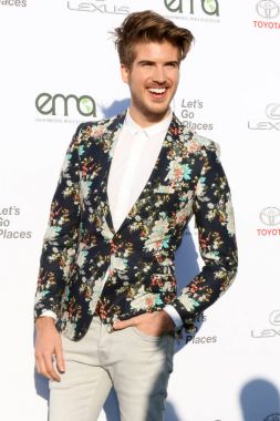  Aktör Joey Graceffa