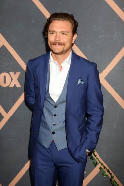 aktör Clayne Crawford