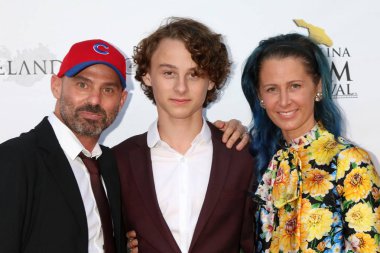Doug Oleff, Wyatt Oleff, Jennifer Oleff