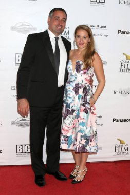 karısı, Carl Cafaro