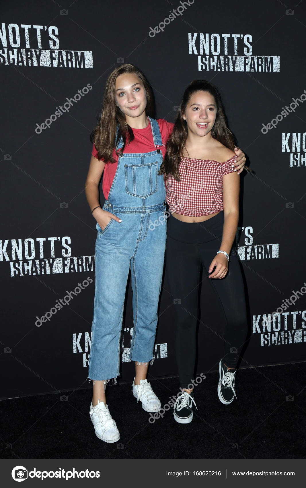 Maddie Ziegler, Mackenzie Ziegler — Stock Editorial Photo