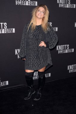 oyuncu Sasha Pieterse