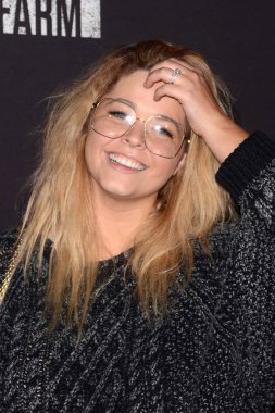oyuncu Sasha Pieterse