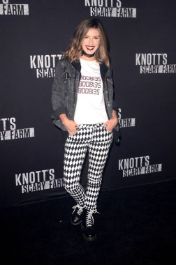 Shenae Grimes kayın