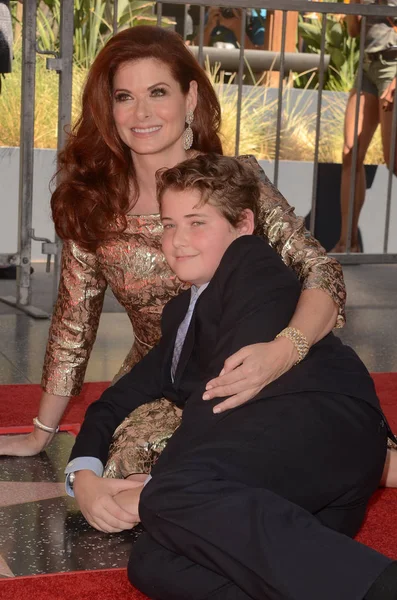 Debra Messing, Roman Walker Zelman —  Fotos de Stock