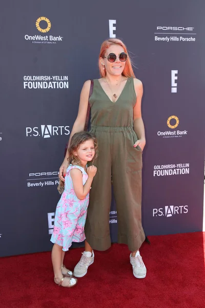 Meşgul Philipps, inci Silverstei kriket 