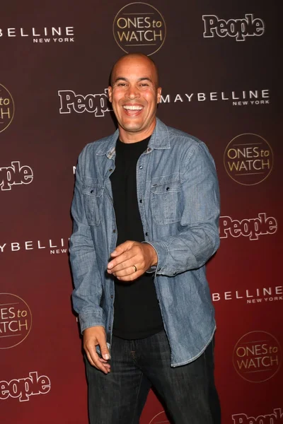 aktör Coby Bell 