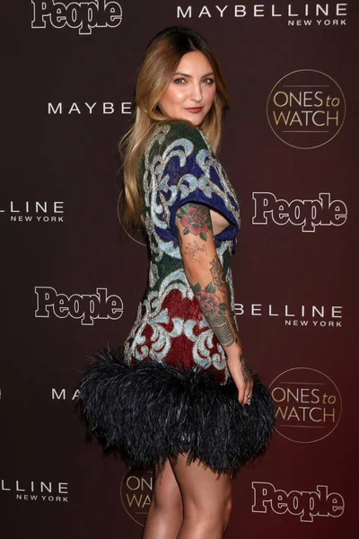 aktris Julia Michaels