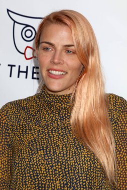 Aktris meşgul Philipps 