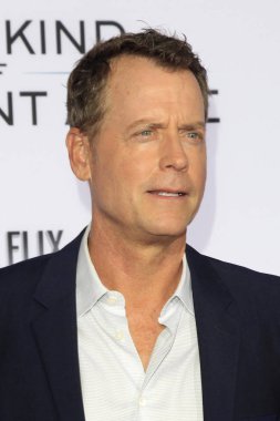 aktör Greg Kinnear