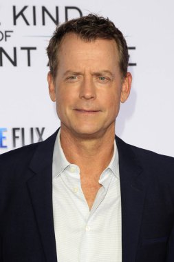 aktör Greg Kinnear