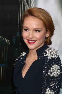 aktris Talitha Bateman